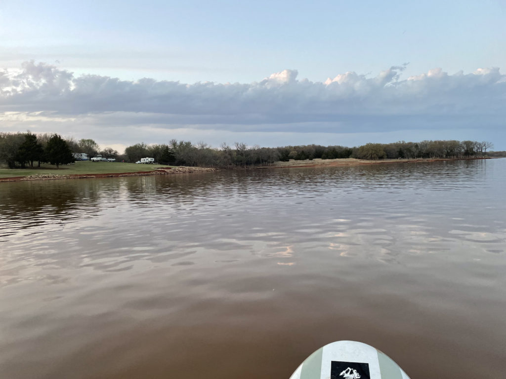Cruising up the coast line of Lake Arcadia